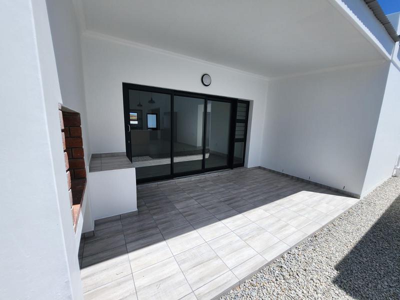 3 Bedroom Property for Sale in Britannia Bay Western Cape